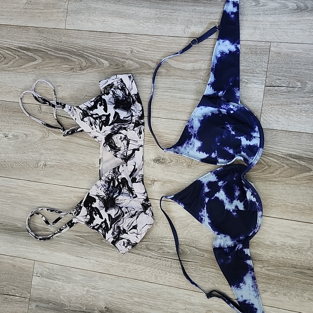 SALE💥2 Plus Size Bikini Tops